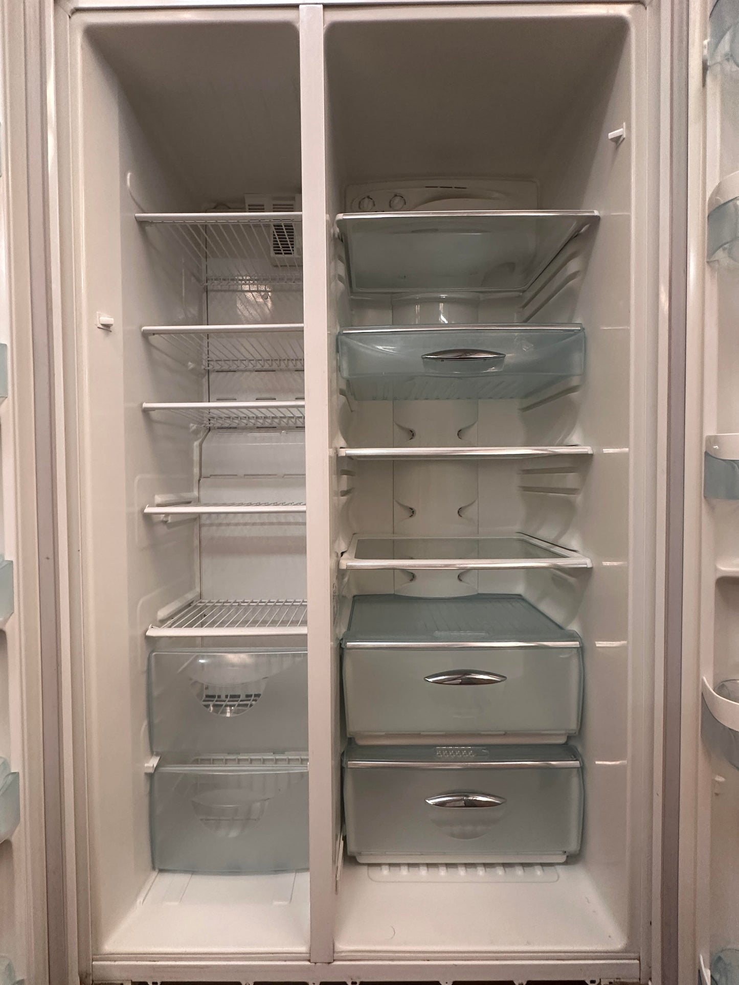 Westinghouse Side by Side Fridge Freezer 660L RS662T*11