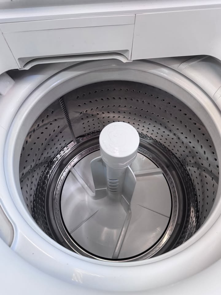 Simpson Top Loader Washing Machine 8kg SWT8043 (32378 M)