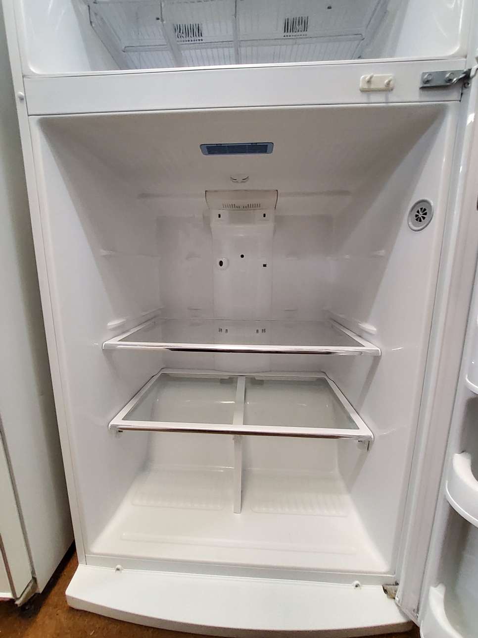 LG Top Mount Fridge Freezer 557L GR-T632DVQ