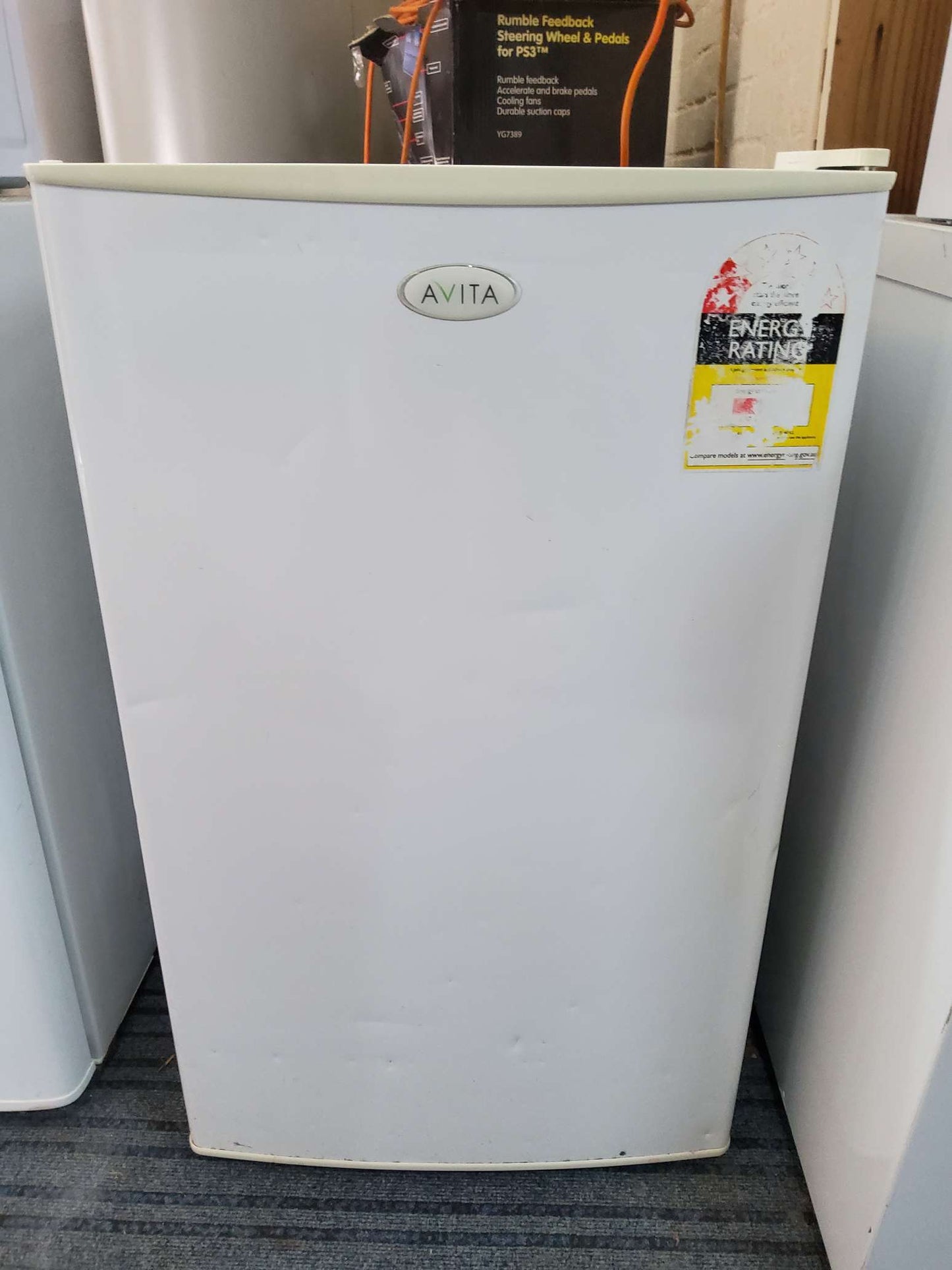 Avita Bar Freezer 82L DD1-10.2