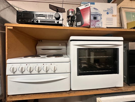 Westinghouse Fan Forced Electric Elevated Stove PEK1350W-R