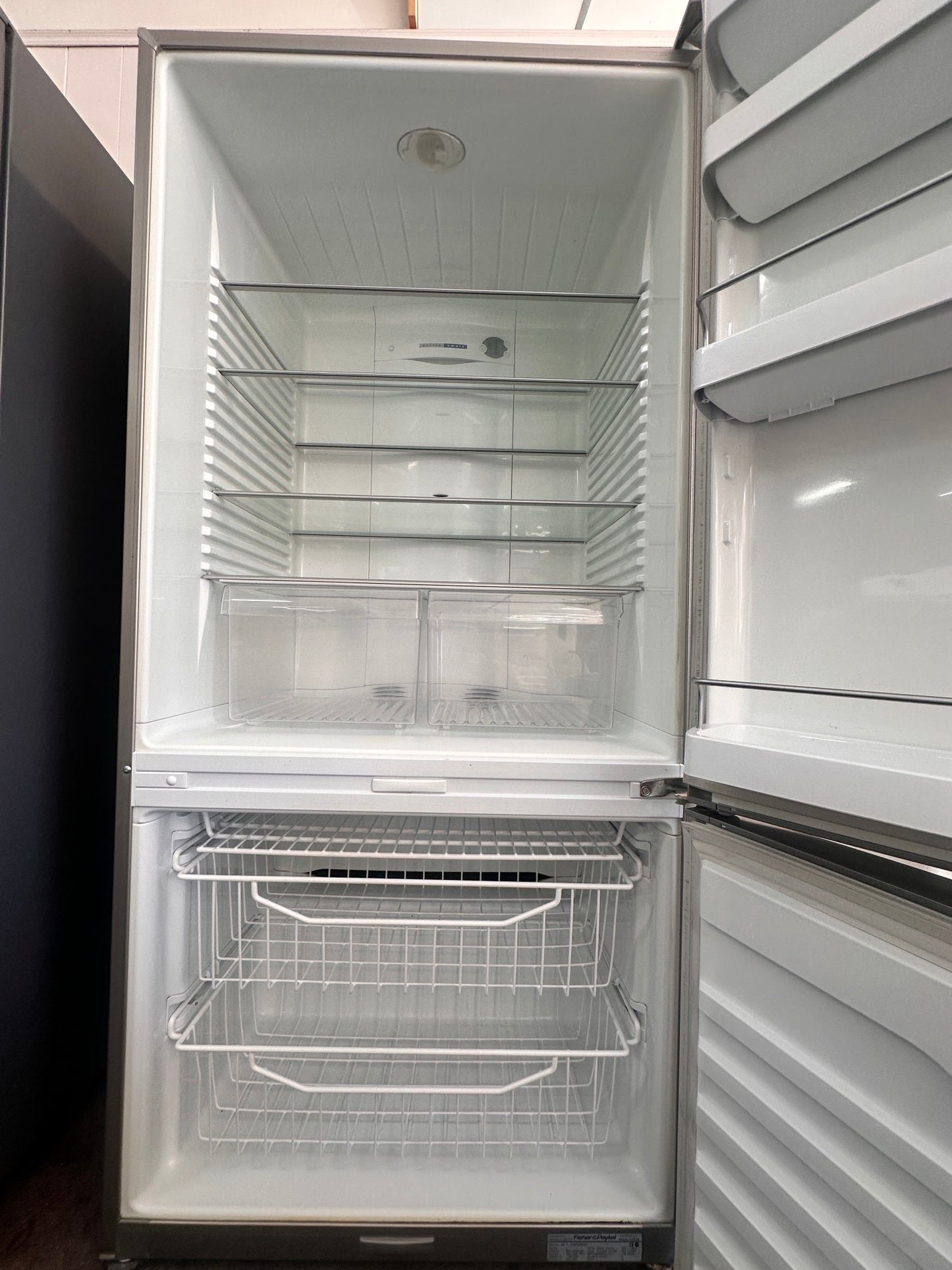 Fisher & Paykel Bottom Mount Fridge Freezer 519L E522B Stainless