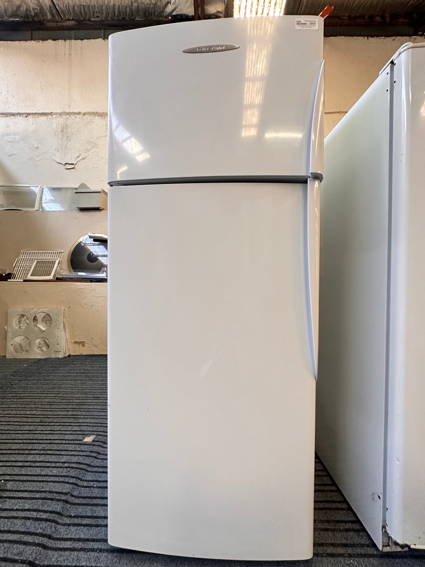 Fisher & Paykel Top Mount Fridge Freezer 380L E381T