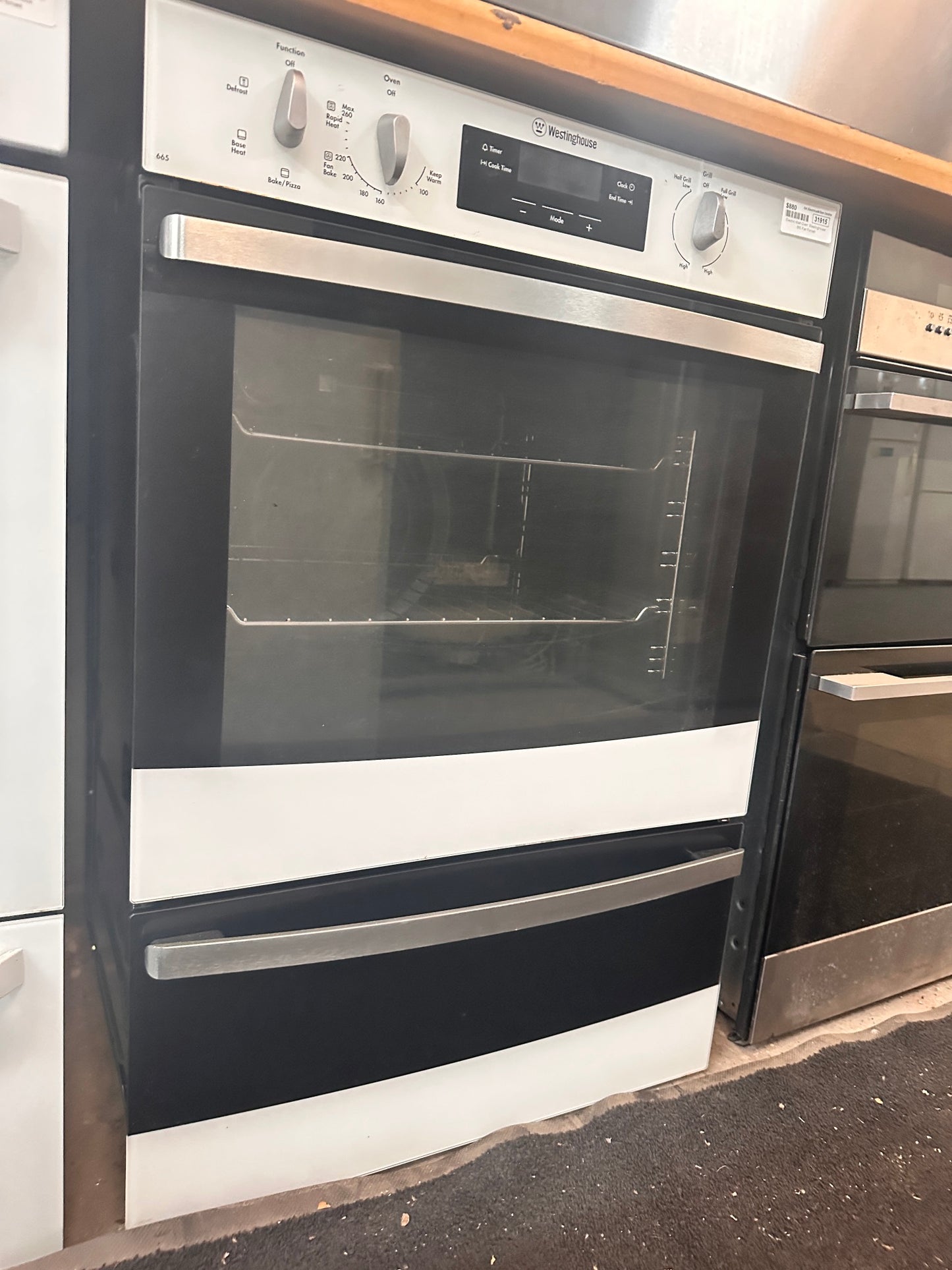Westinghouse Fan Forced Electric Wall Oven 665