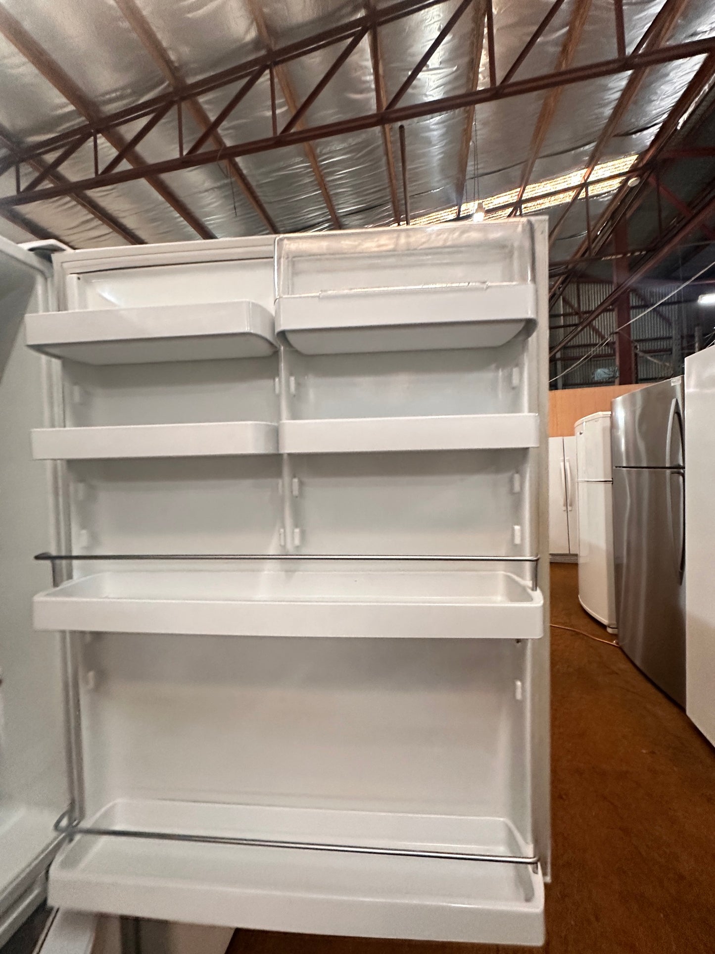 Fisher & Paykel Bottom Mount Fridge Freezer 519L E522B