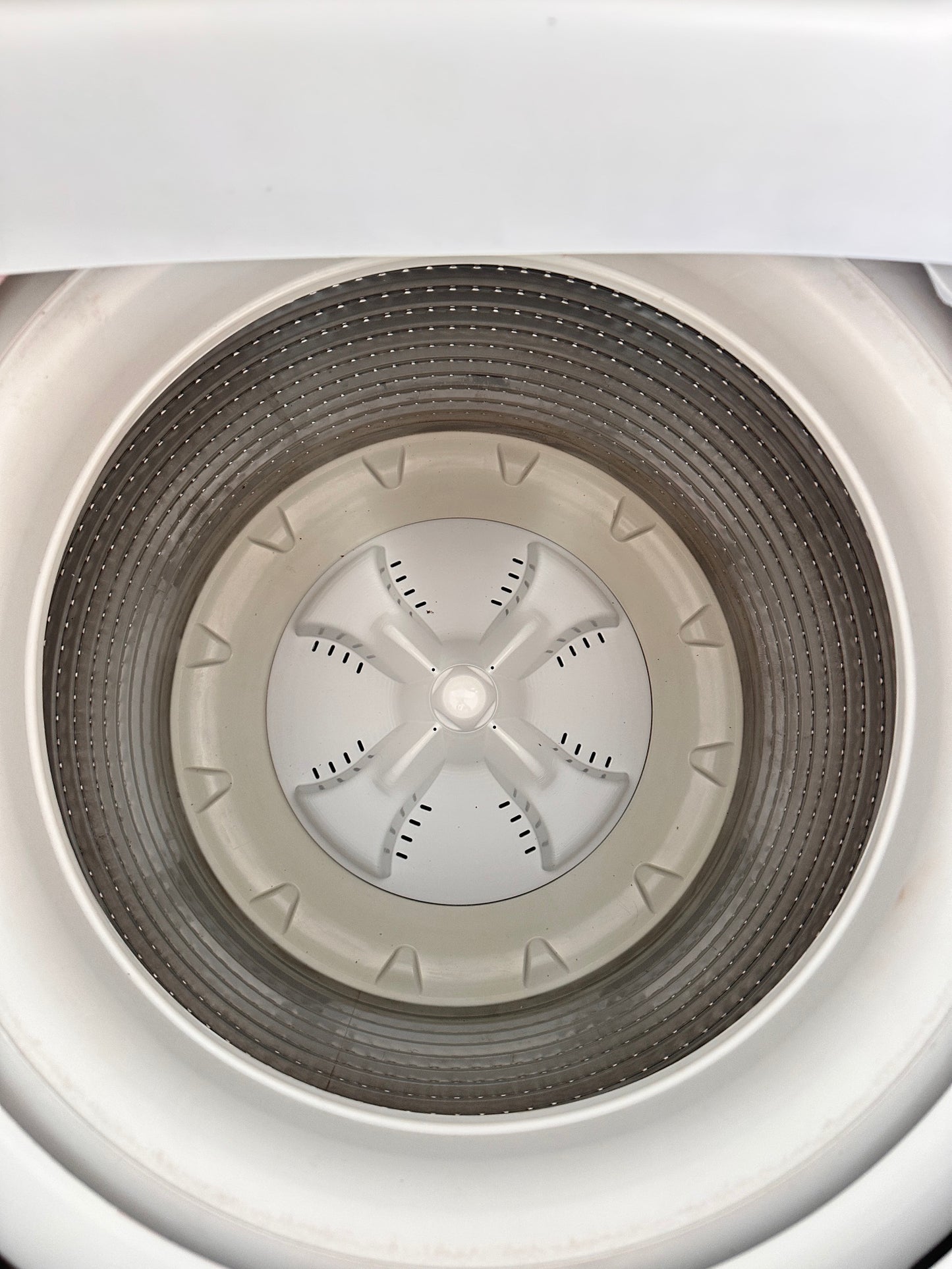 Fisher & Paykel Top Loader Washing Machine 8kg WL80T65C