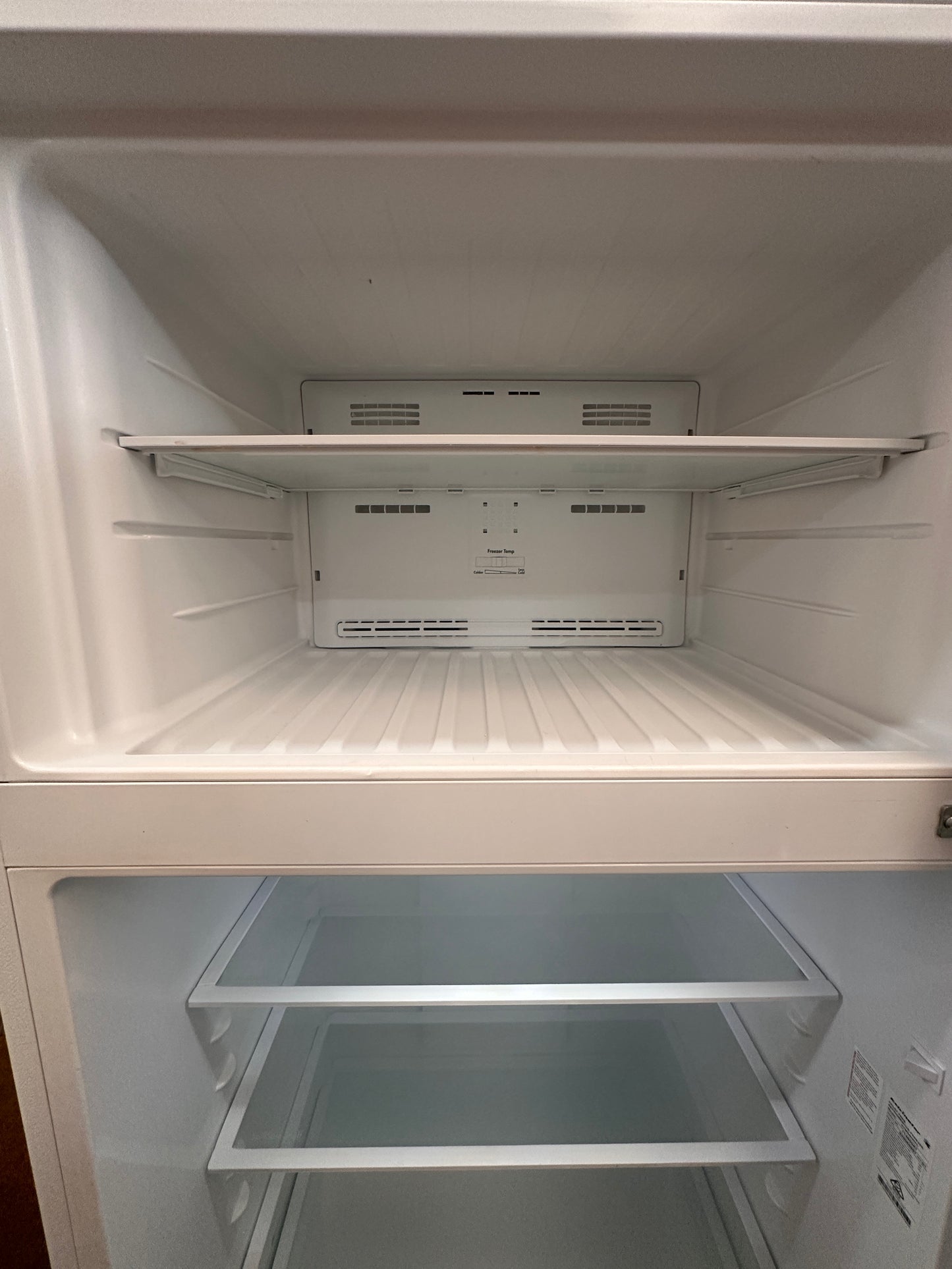 Kelvinator Top Mount Fridge Freezer 536L KTM5402WC