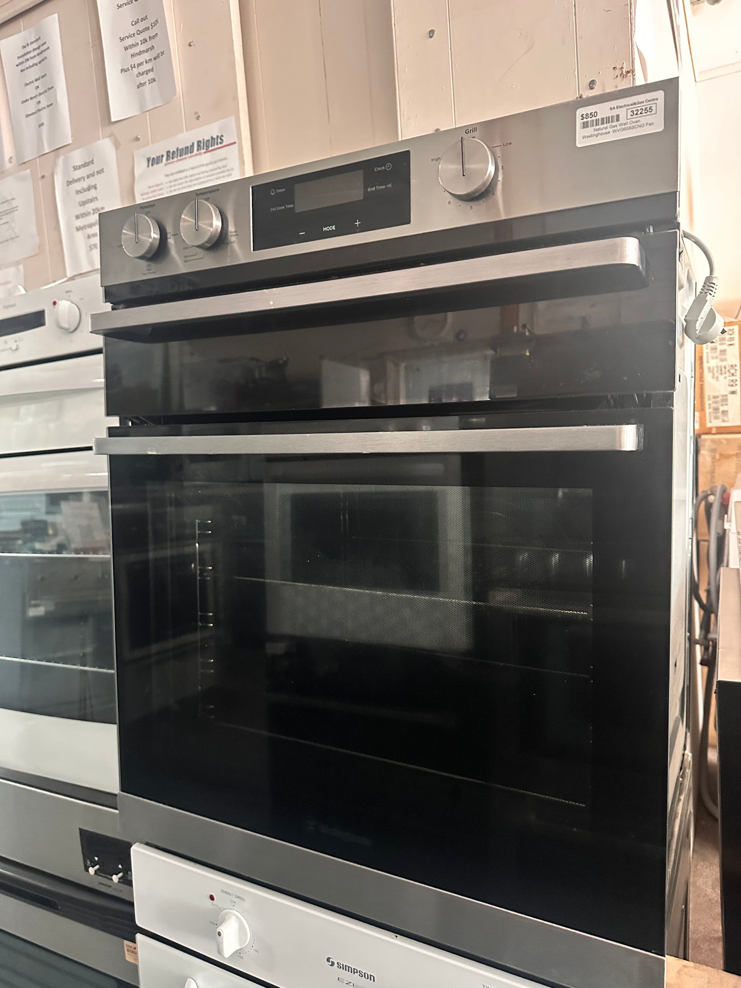 Westinghouse Fan Forced 60cm Built-In Natural Gas Oven with Separate Electric Grill WVG655SCNG