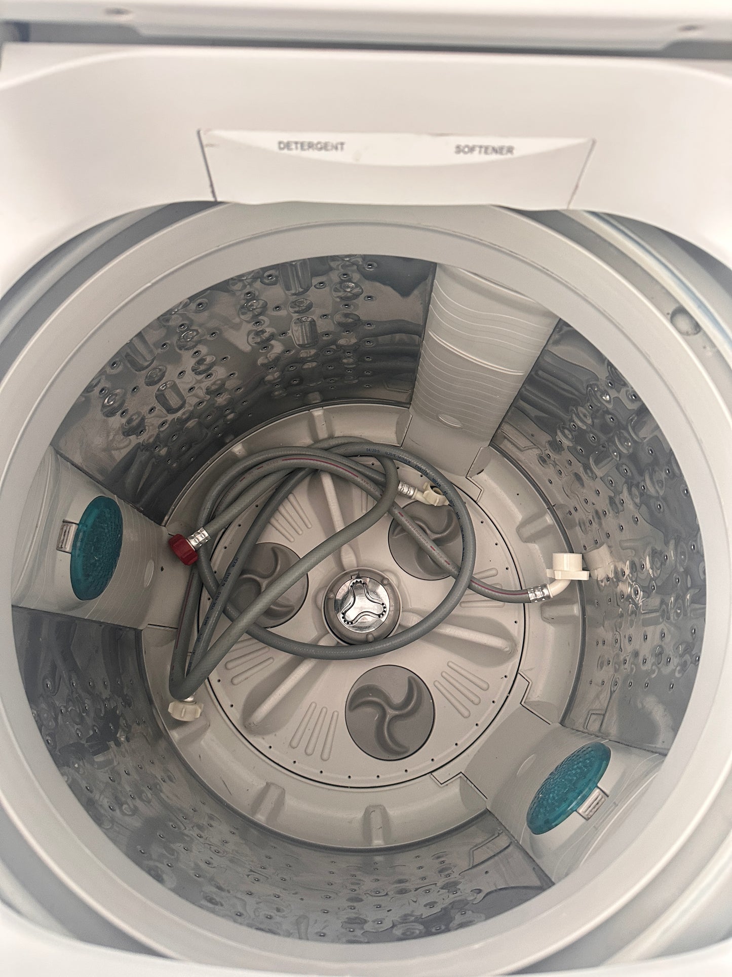LG Top Loader Washing Machine 8.5kg WF-T8582