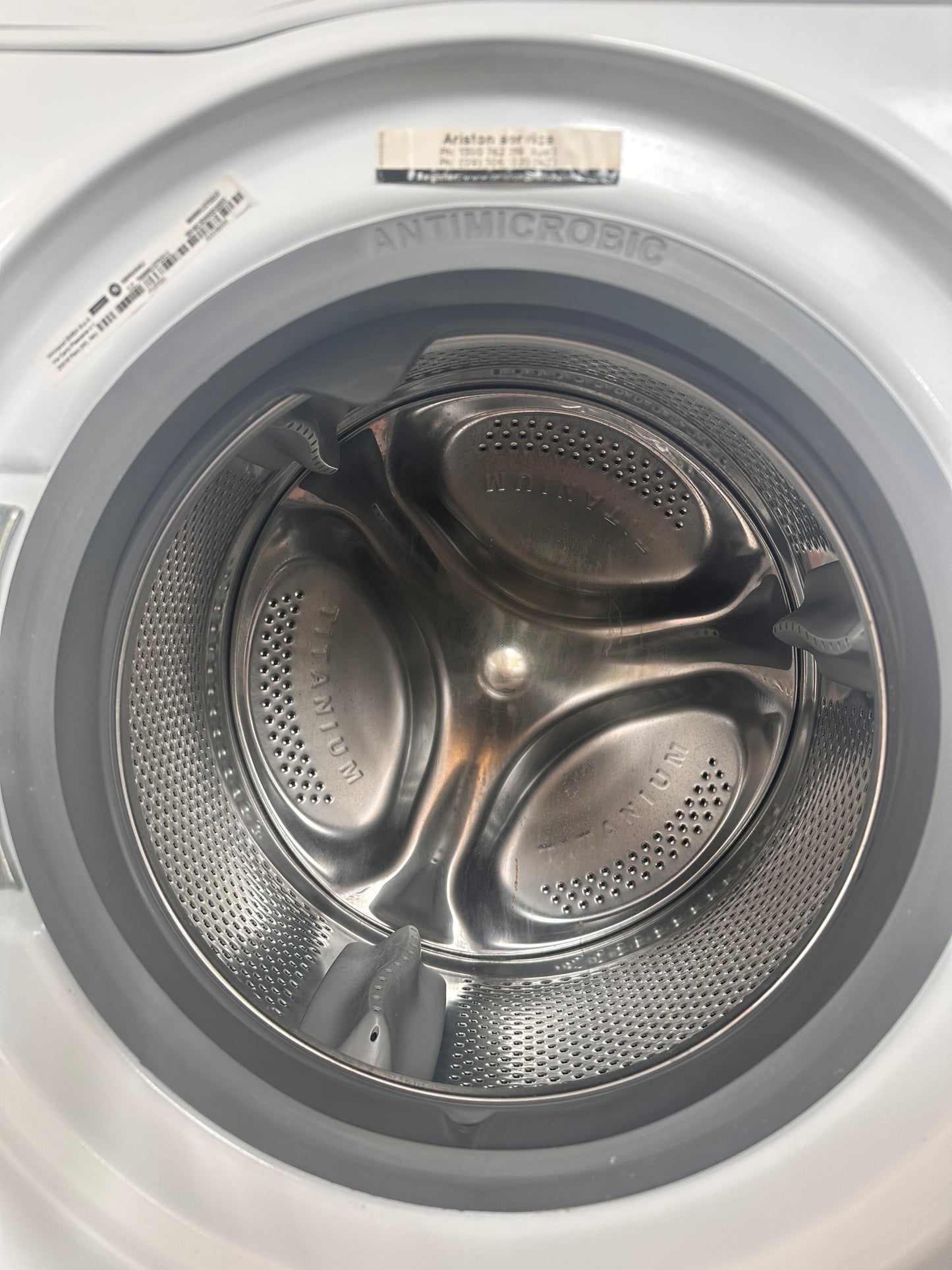 Ariston Front Load Washing Machine 9kg N94WAAU