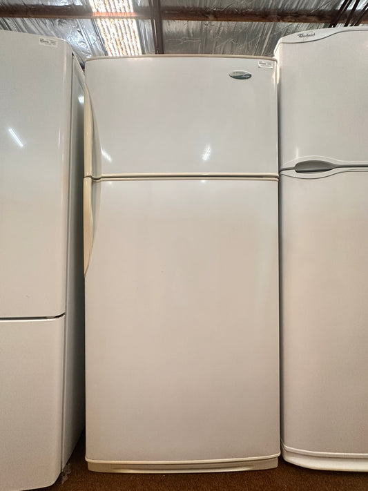 Westinghouse Top Mount Fridge Freezer 520L RE521S-R*1