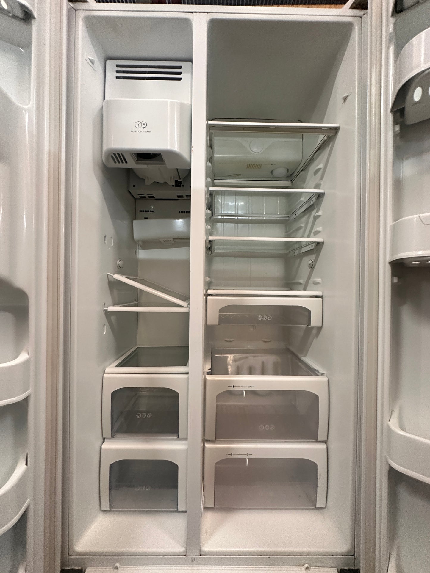 LG Side by Side Fridge Freezer 594L GR-L207WVS