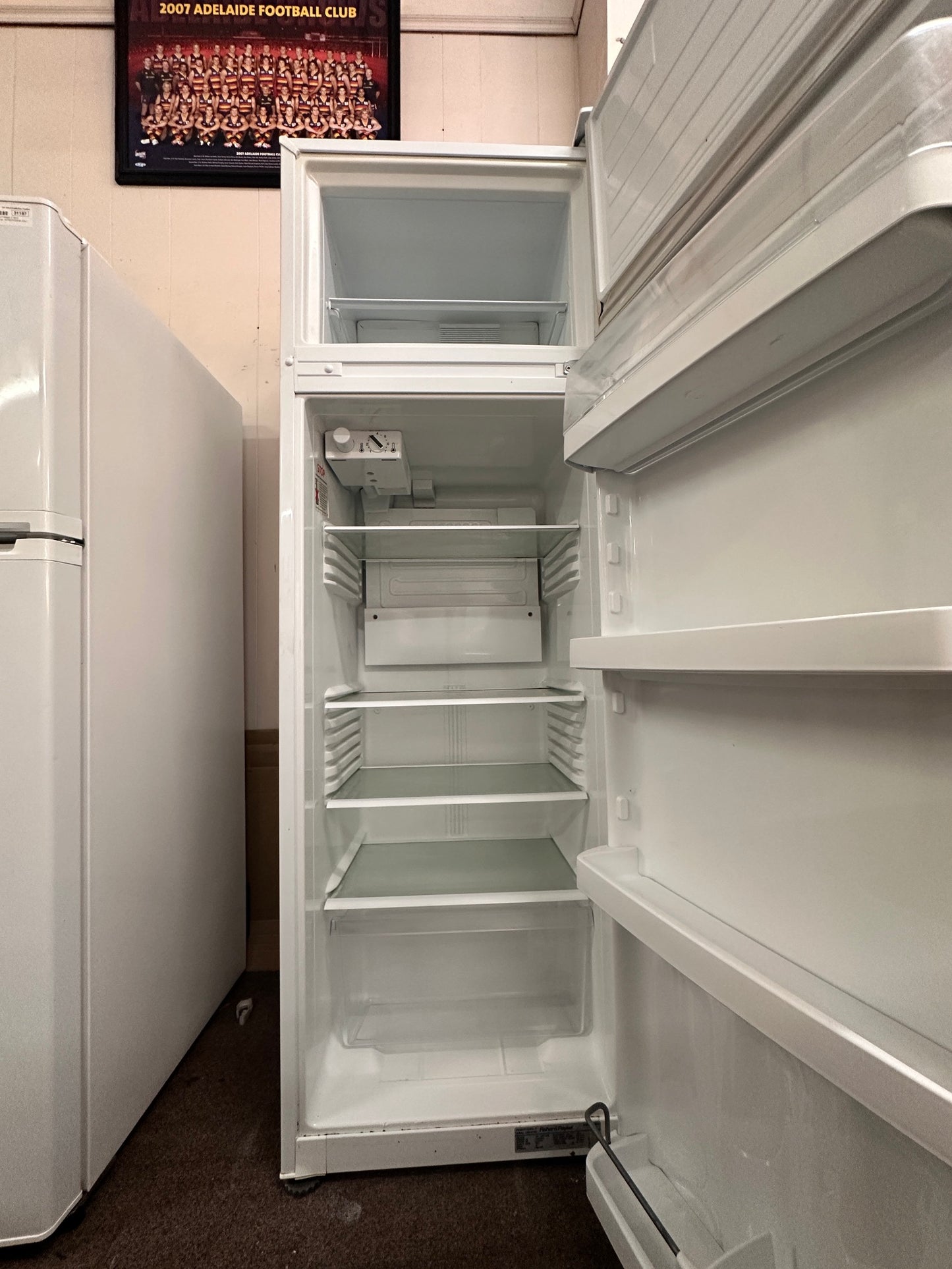 Fisher & Paykel Top Mount Fridge Freezer 248L E249TL