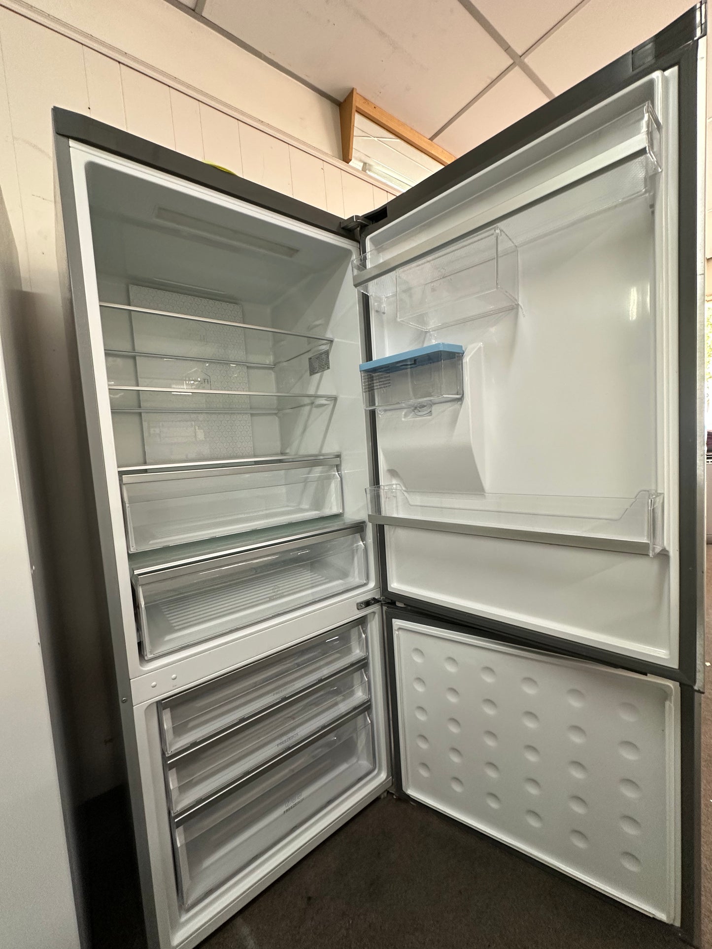 Haier Bottom Mount Fridge Freezer HBM340HSA1 450L