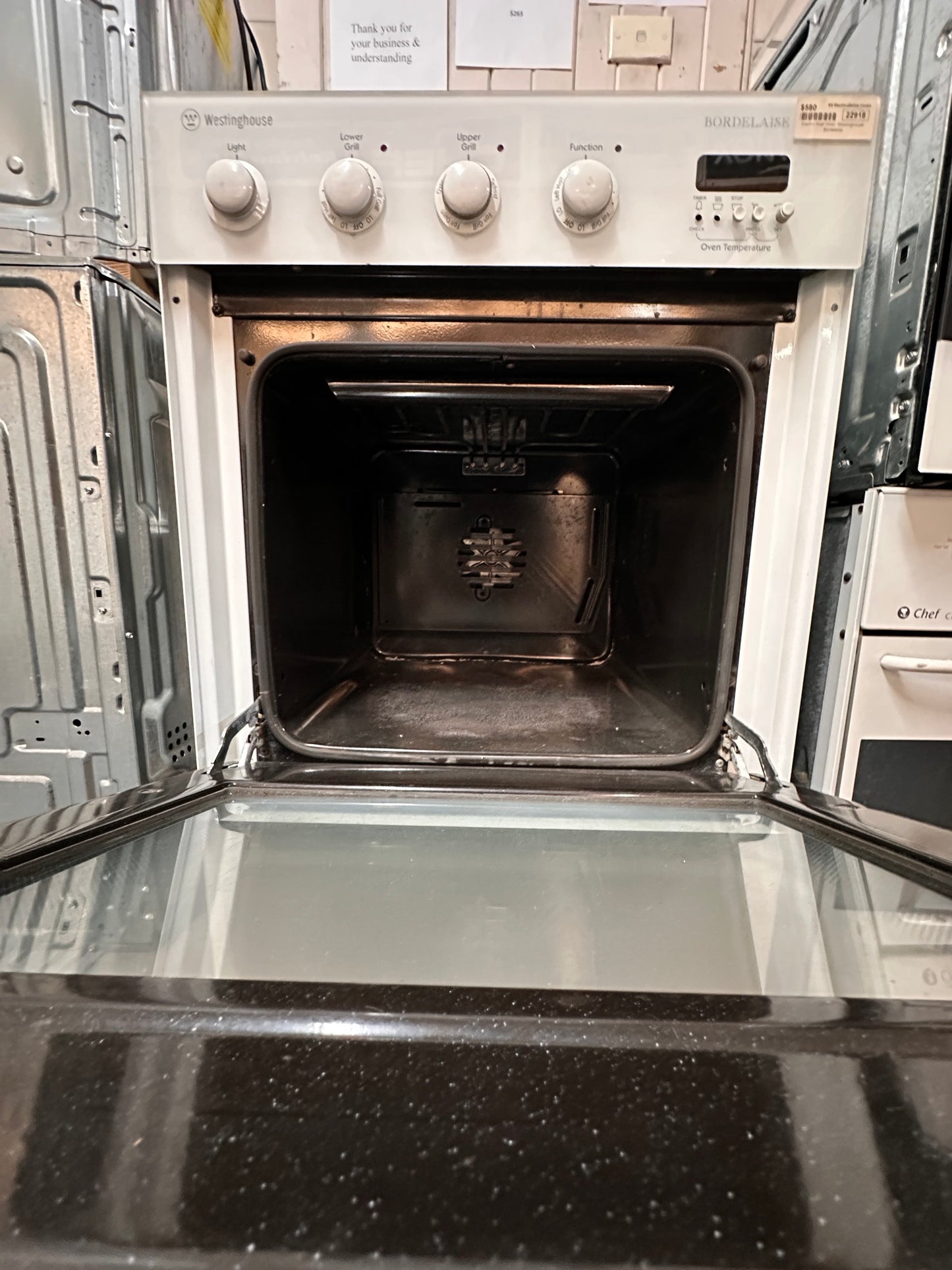 Westinghouse Electric Wall Oven Bordelaise