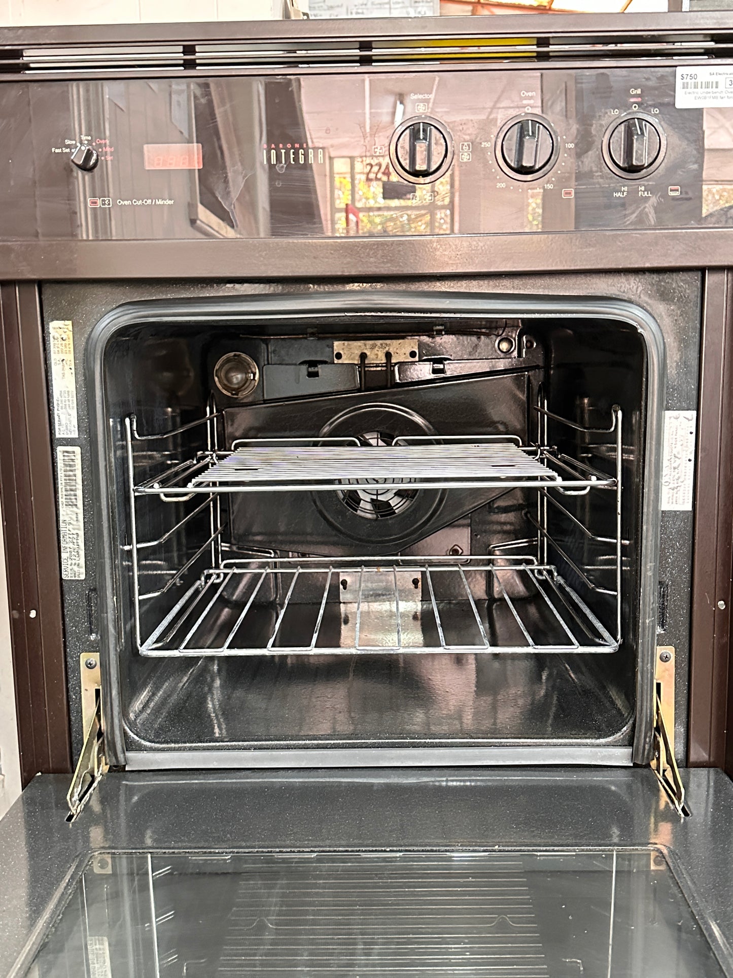 Chef Fan Forced Electric Wall Oven EW0B1FMB