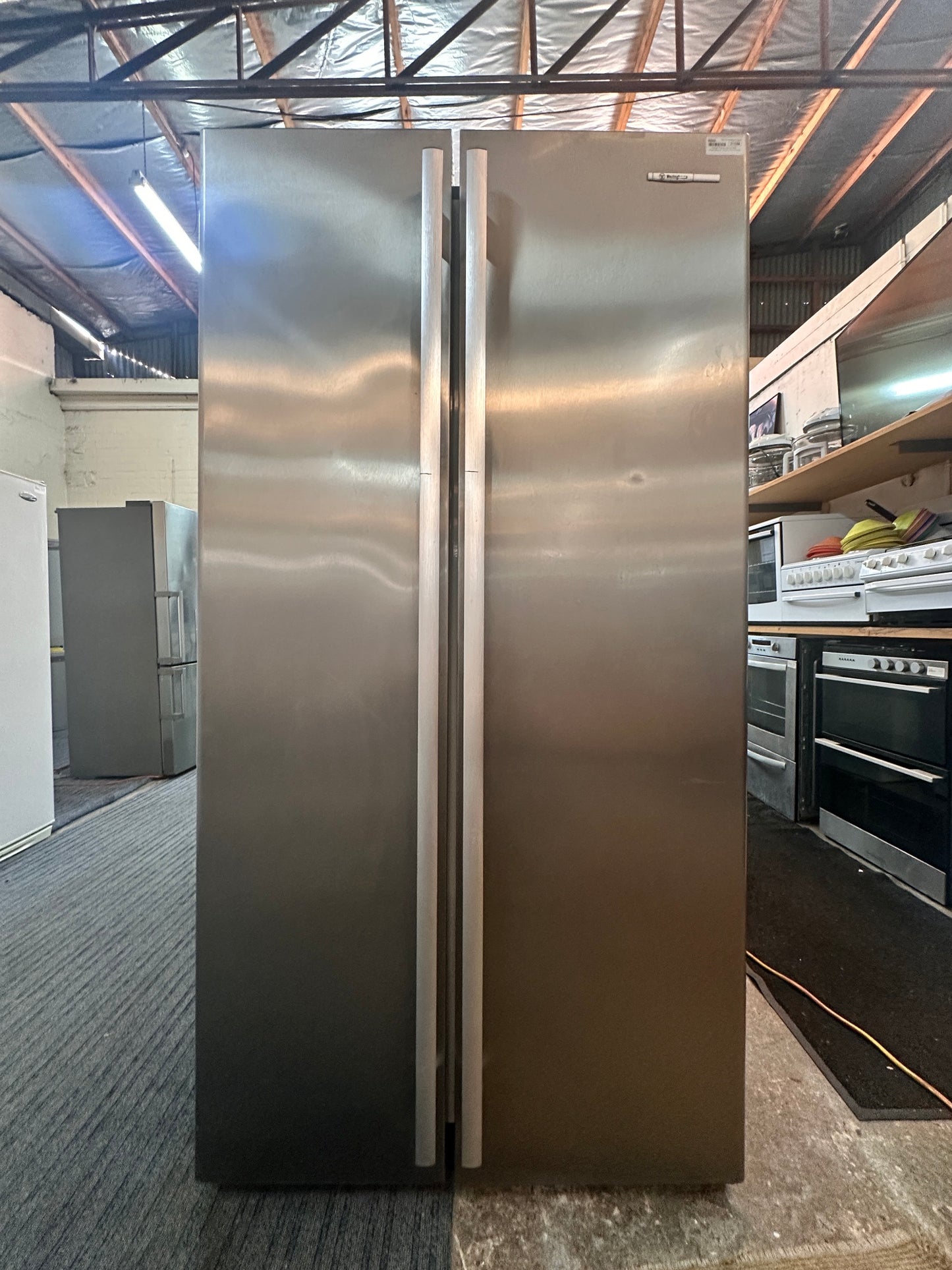 Westinghouse Side by Side Fridge Freezer 606L WSE6100SA*21