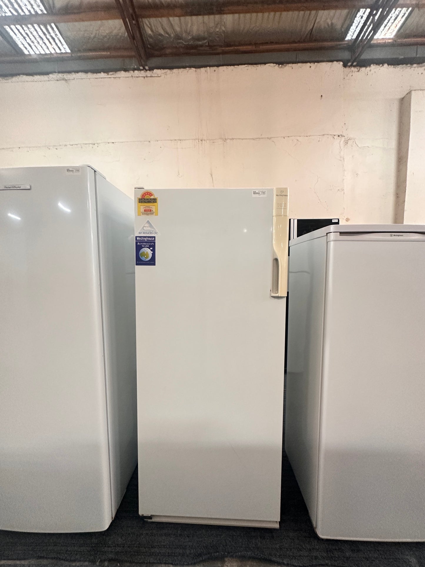 Westinghouse Freestanding Fridge Only 420L RP423K-L