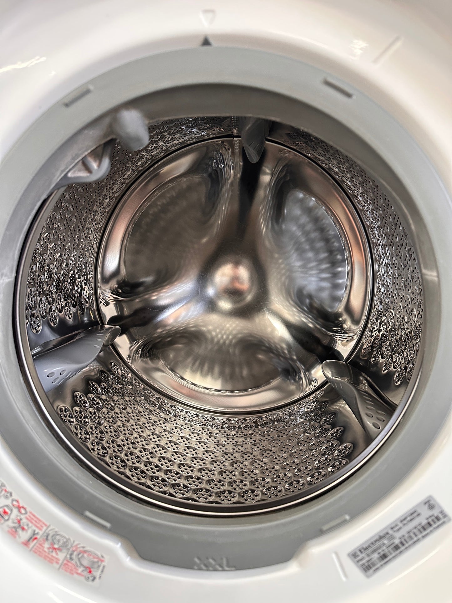 Electrolux Front Loader Washing Machine 8kg EWF12832