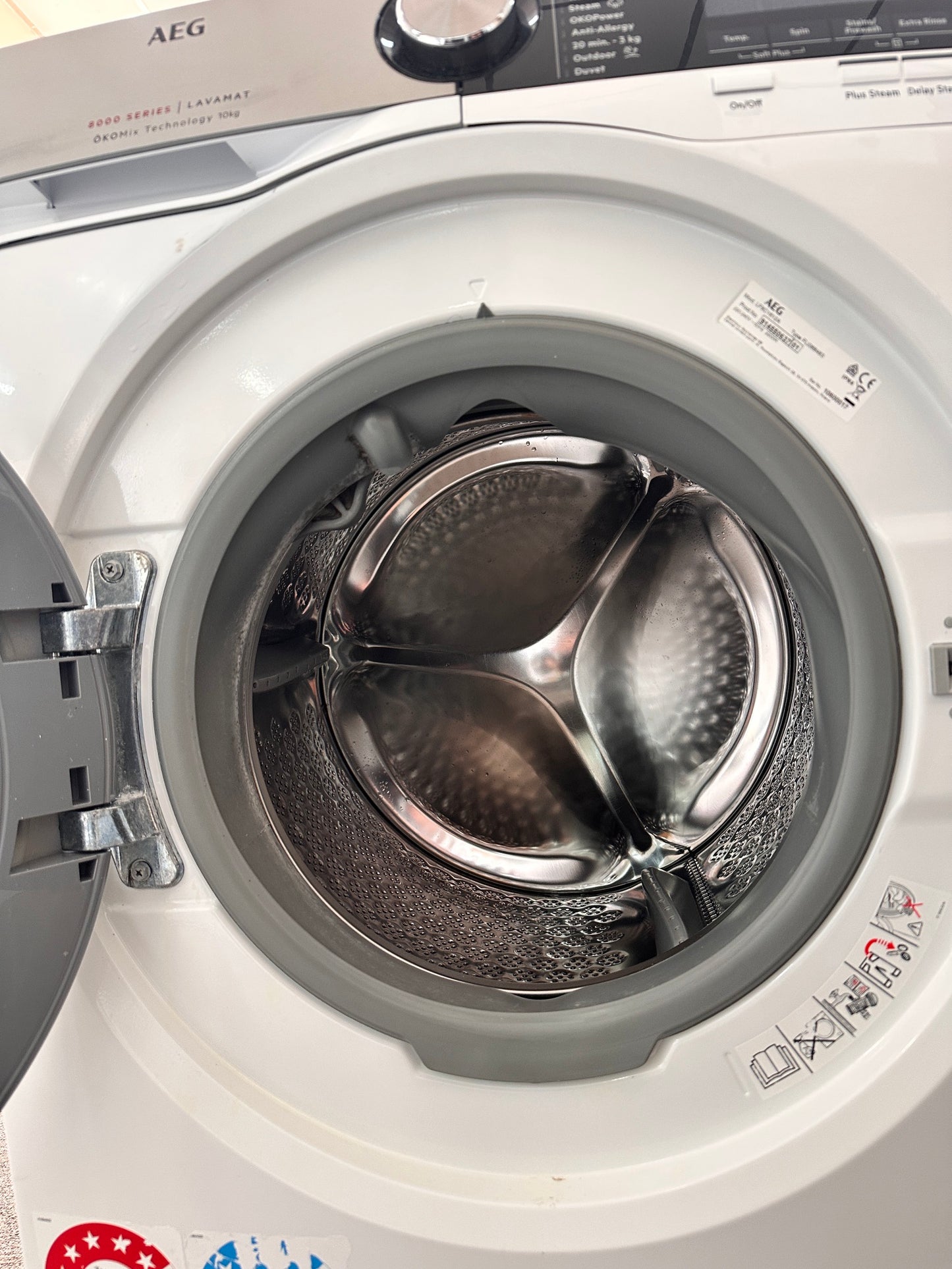 AEG Front Loader Washing Machine 10kg LF8C1612A