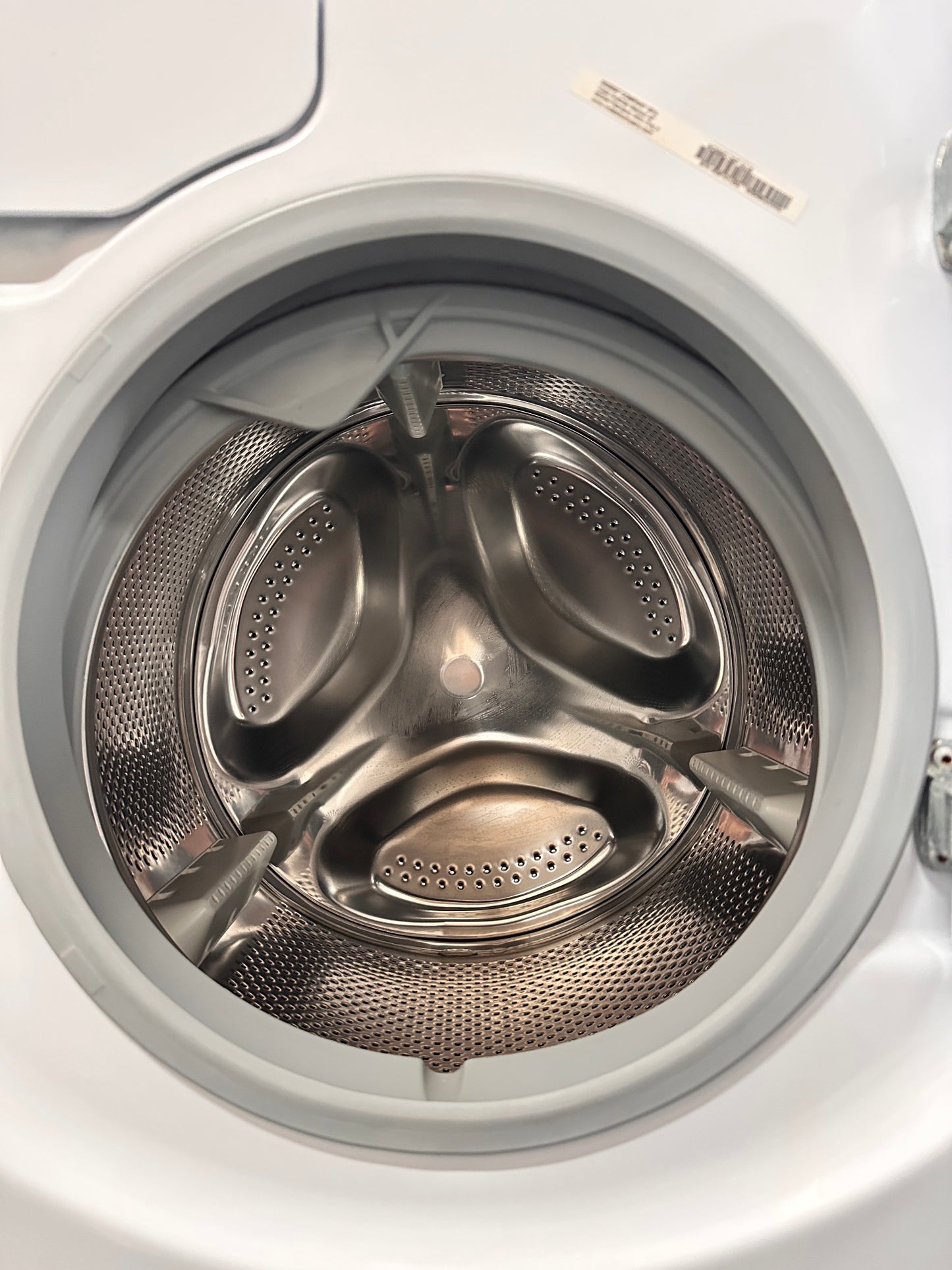 Ariston Front Load Washing Machine 8.5kg ADS9D297