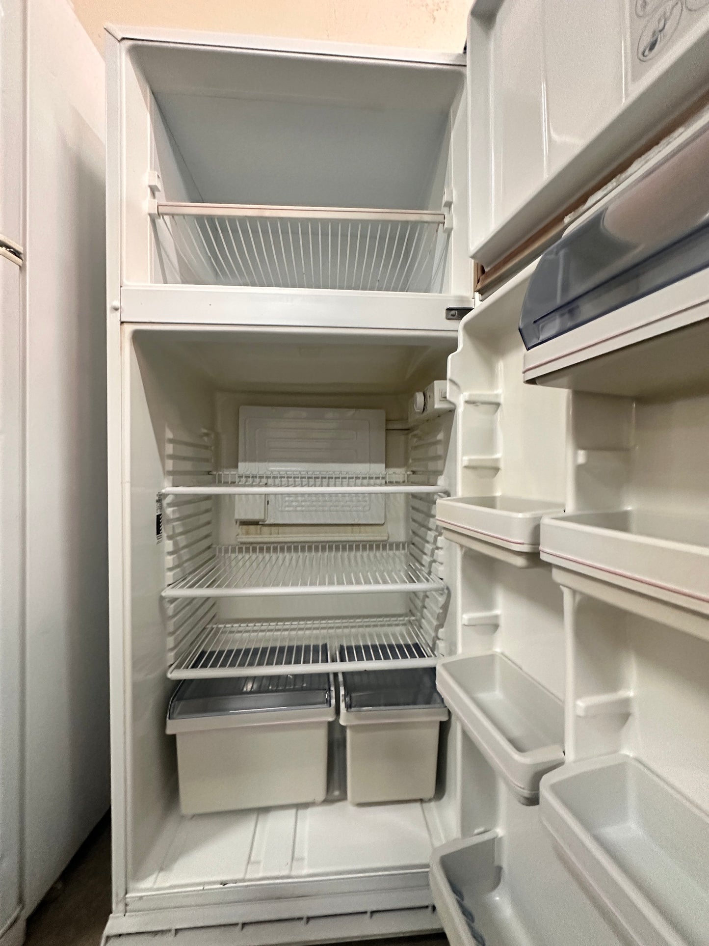 Westinghouse Top Mount Fridge Freezer 390L RE391G-5
