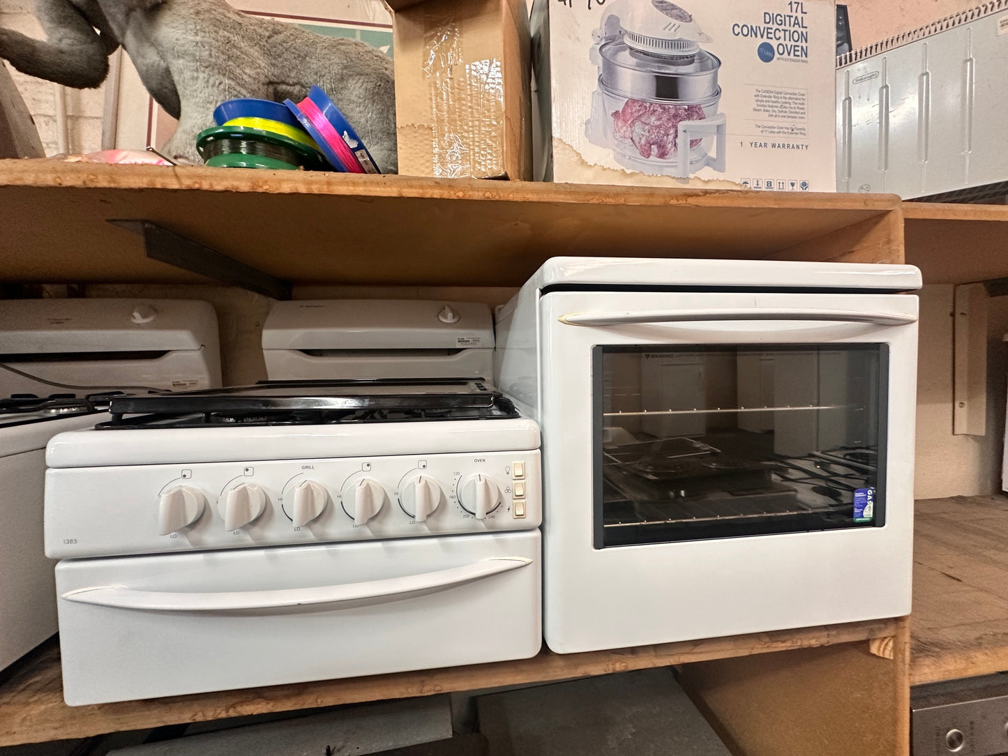 Westinghouse Fan Forced Natural Gas Elevated Stove