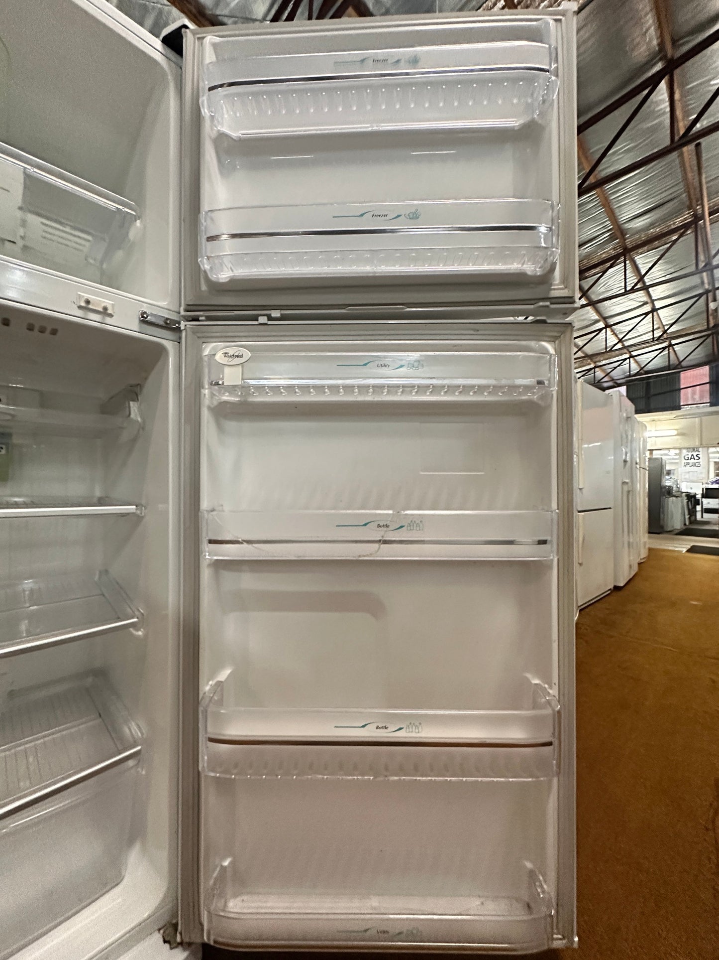 Whirlpool Top Mount Fridge Freezer 486L WRX57HWG6