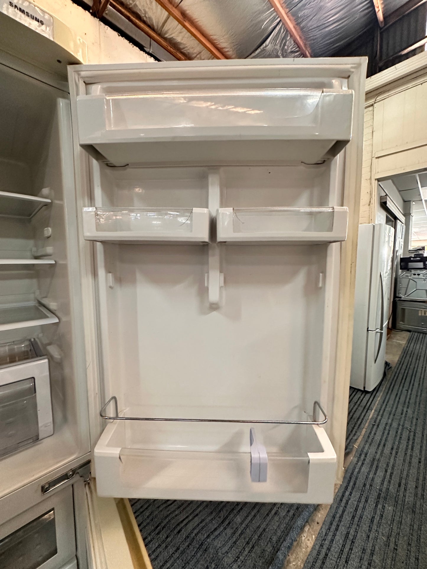 Samsung Bottom Mount Fridge Freezer 316L SRL316NW