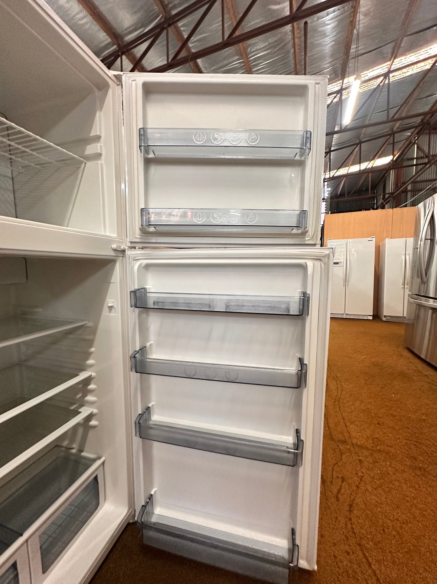 CHANGHONG Top Mount Fridge Freezer 420L CHRF420