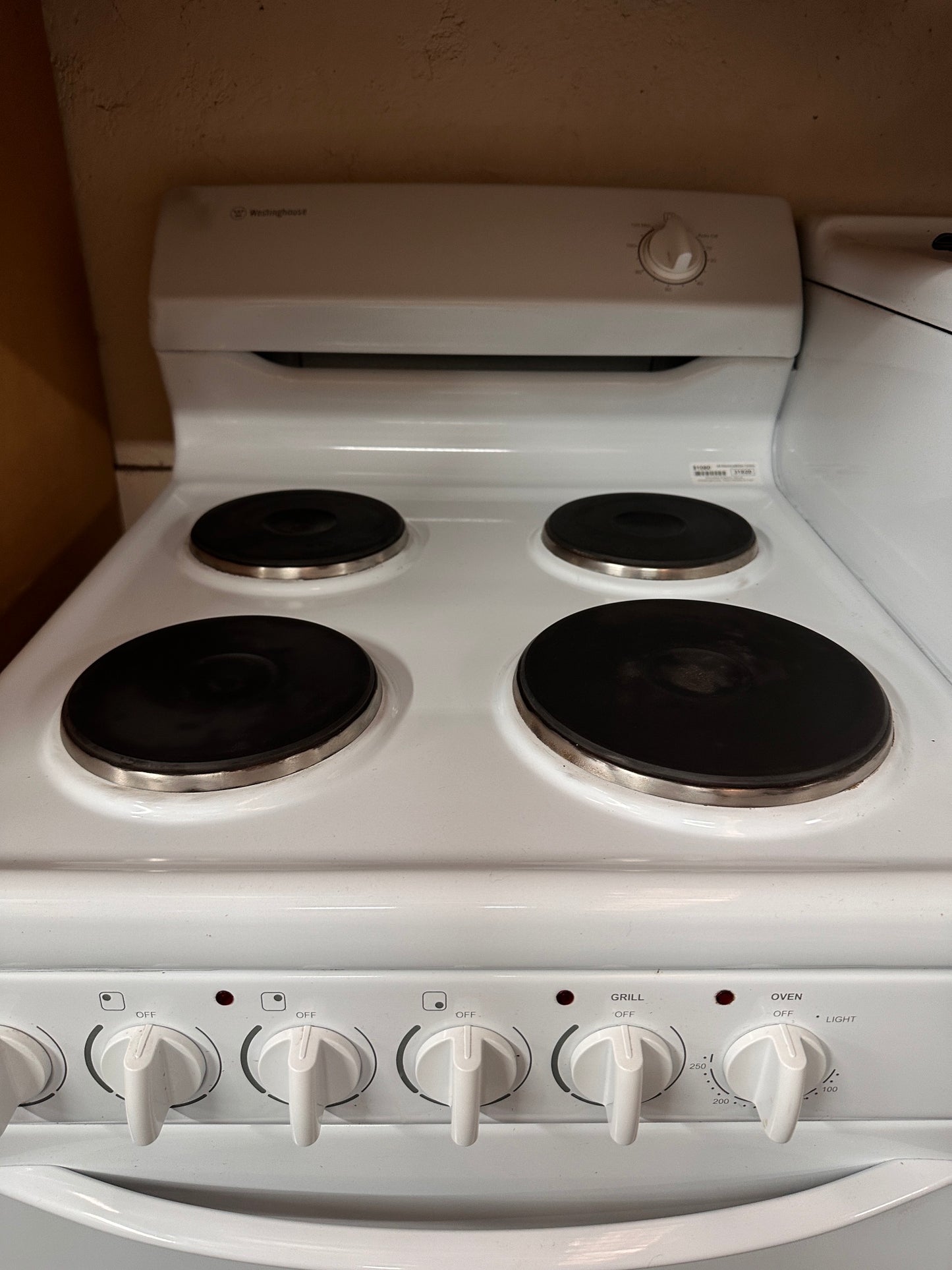 Westinghouse Fan Forced Electric Elevated Stove PEK1350W-R