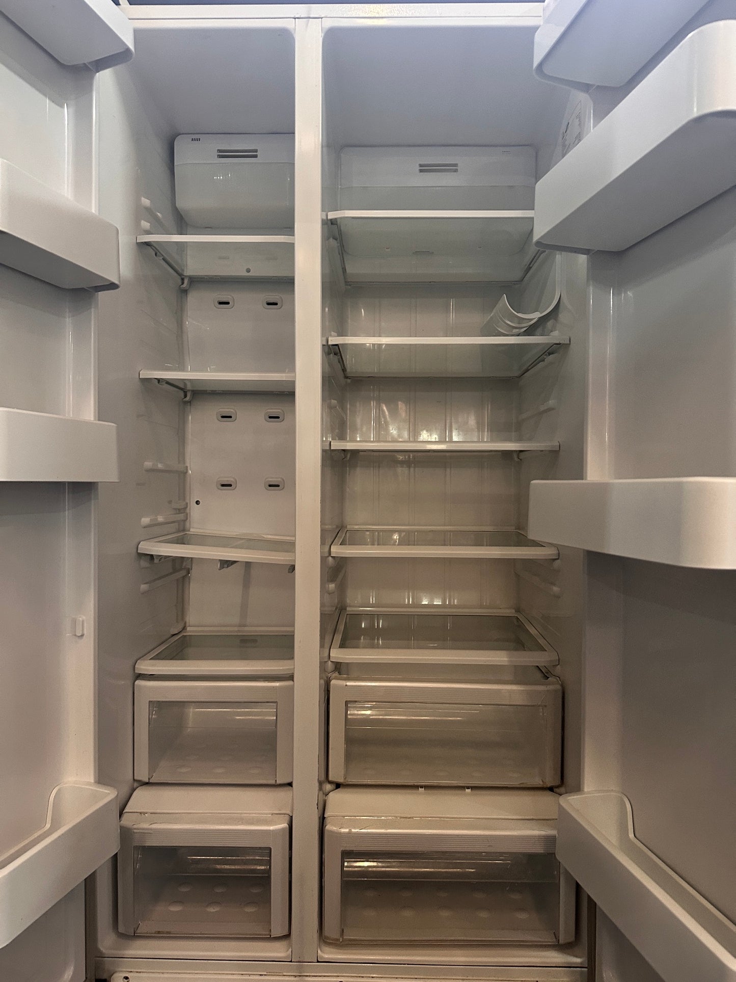 Samsung Side by Side Fridge Freezer 589L SRS587ENW