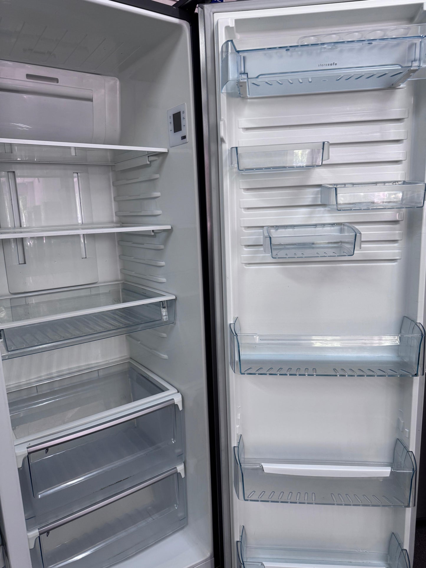 Westinghouse Side by Side Fridge Freezer 700L, Stainless Steel 32241 F