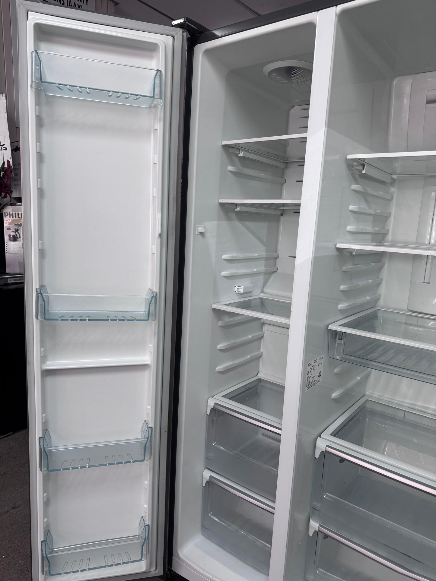 Westinghouse Side by Side Fridge Freezer 700L, Stainless Steel 32241 F