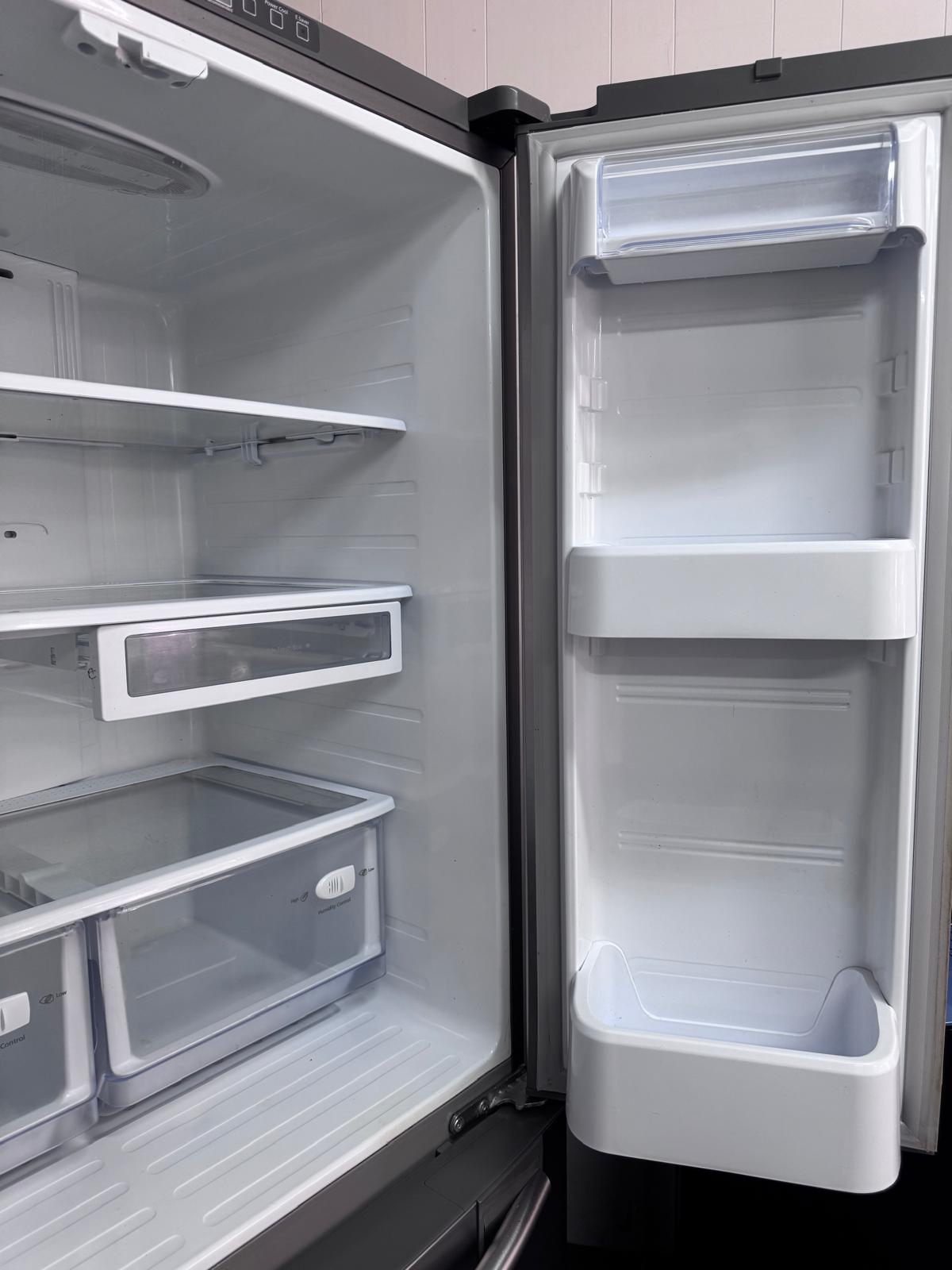 Samsung French Door Fridge Freezer SRF583DLS 583L Silver(32325 F)