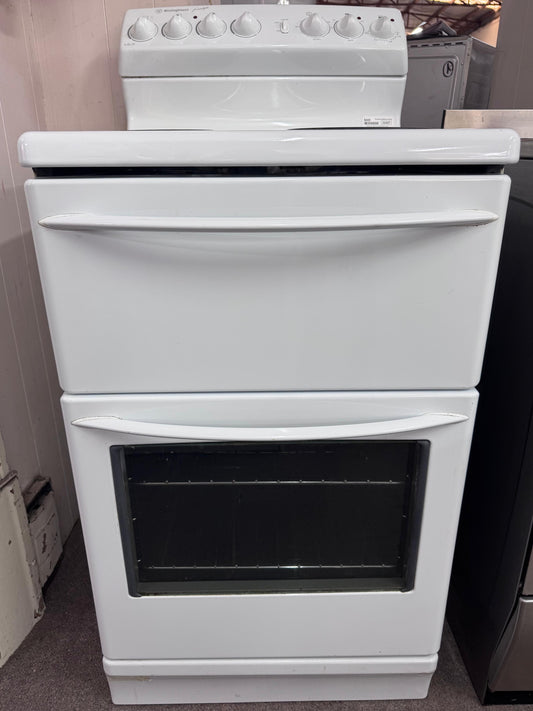 Westinghouse 54cm Electric Freestanding Stove Freestyle143 (32407 F)