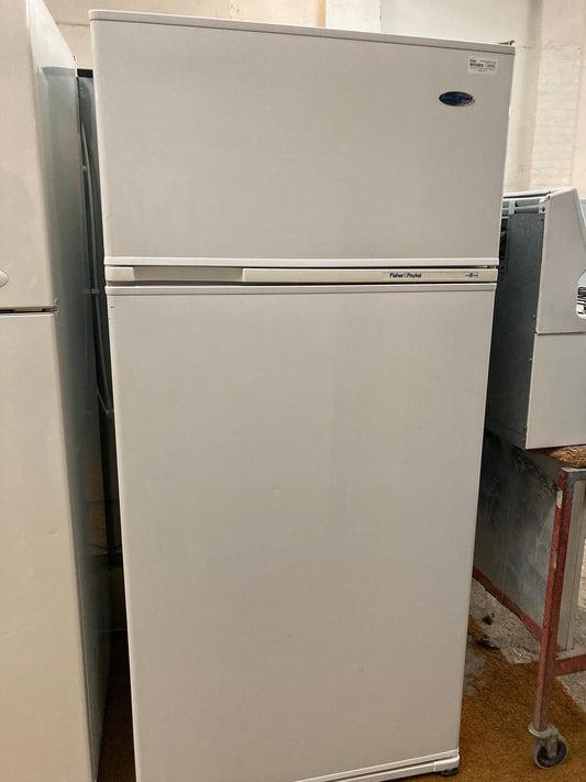 Fisher & Paykel Top Mount Fridge Freezer 517L (32453)