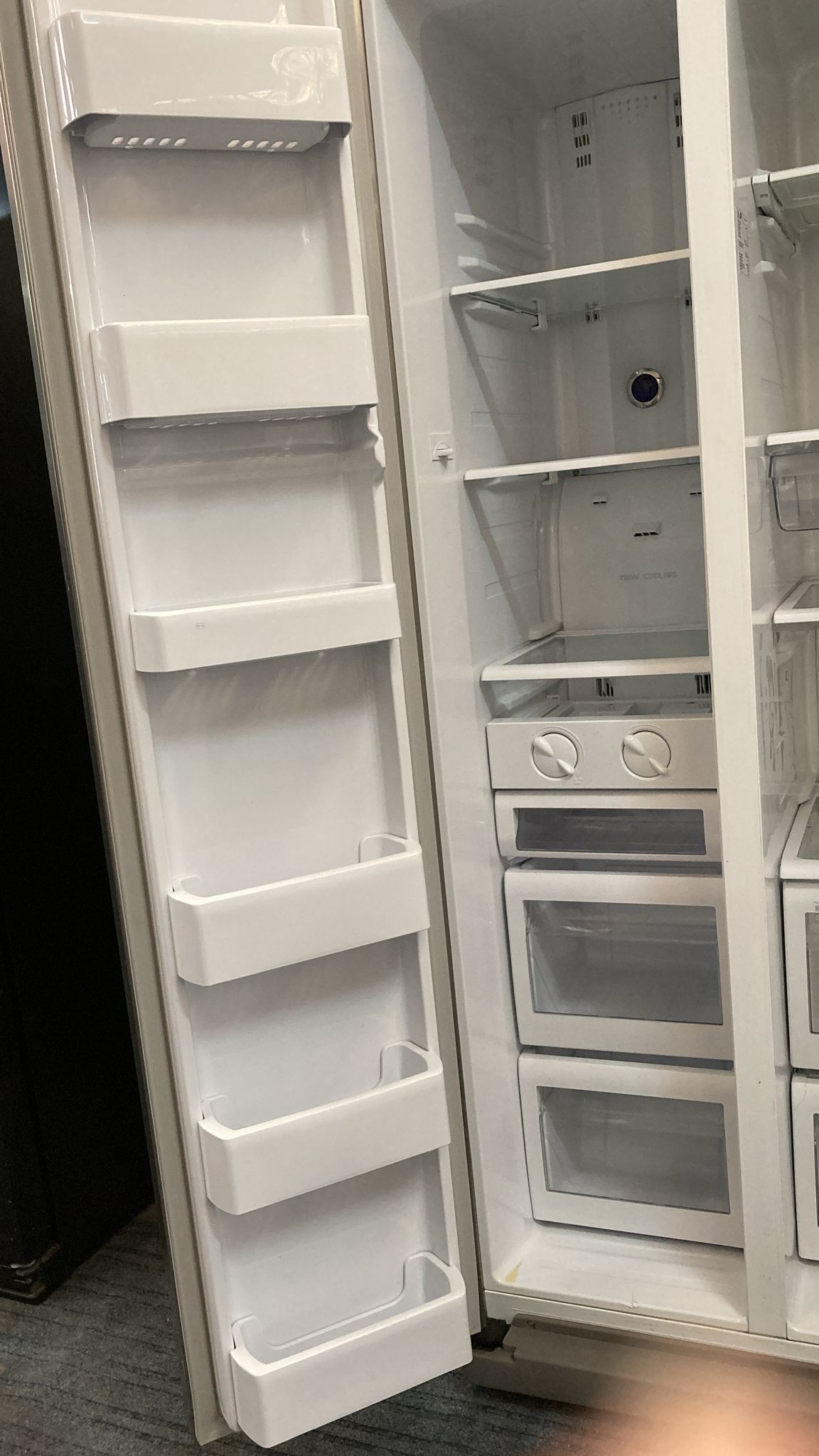 Samsung Side by Side Fridge Freezer 596L SRS598NSS