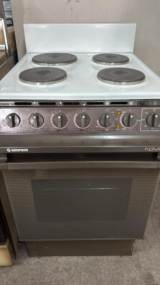 Simpson Freestanding Electric Stove- Nova (32496 F)