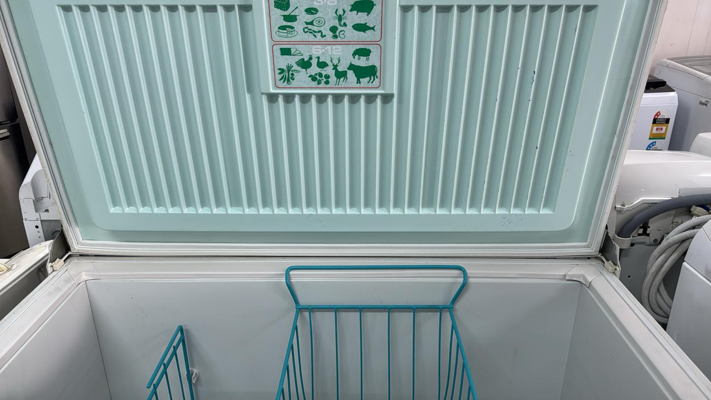 Kelvinator Chest Freezer 340L, H340FF (32484 F)