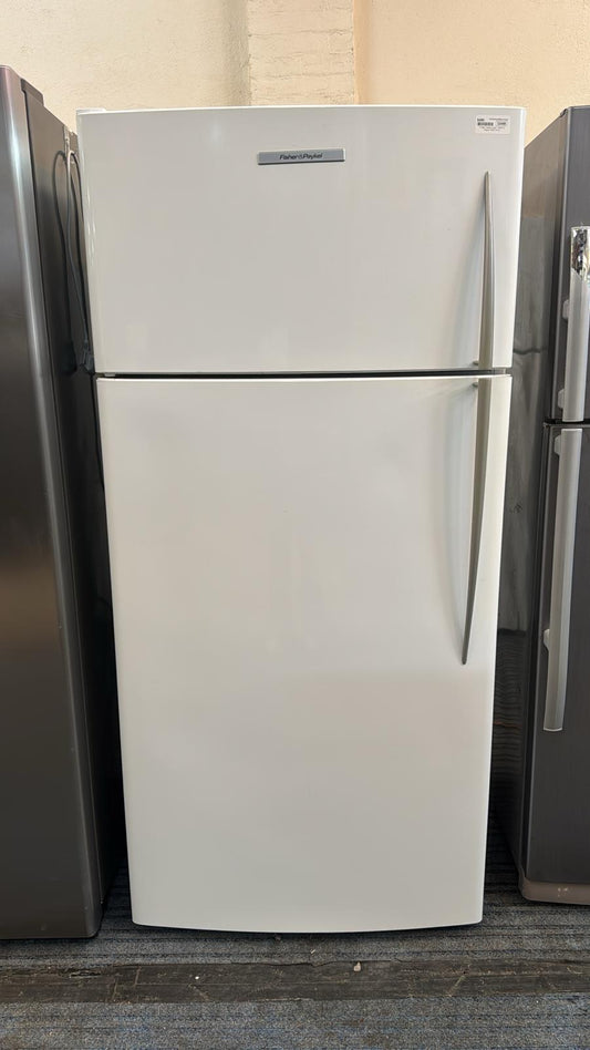 Fisher & Paykel Top Mount Fridge Freezer 517L, E521T (32486)