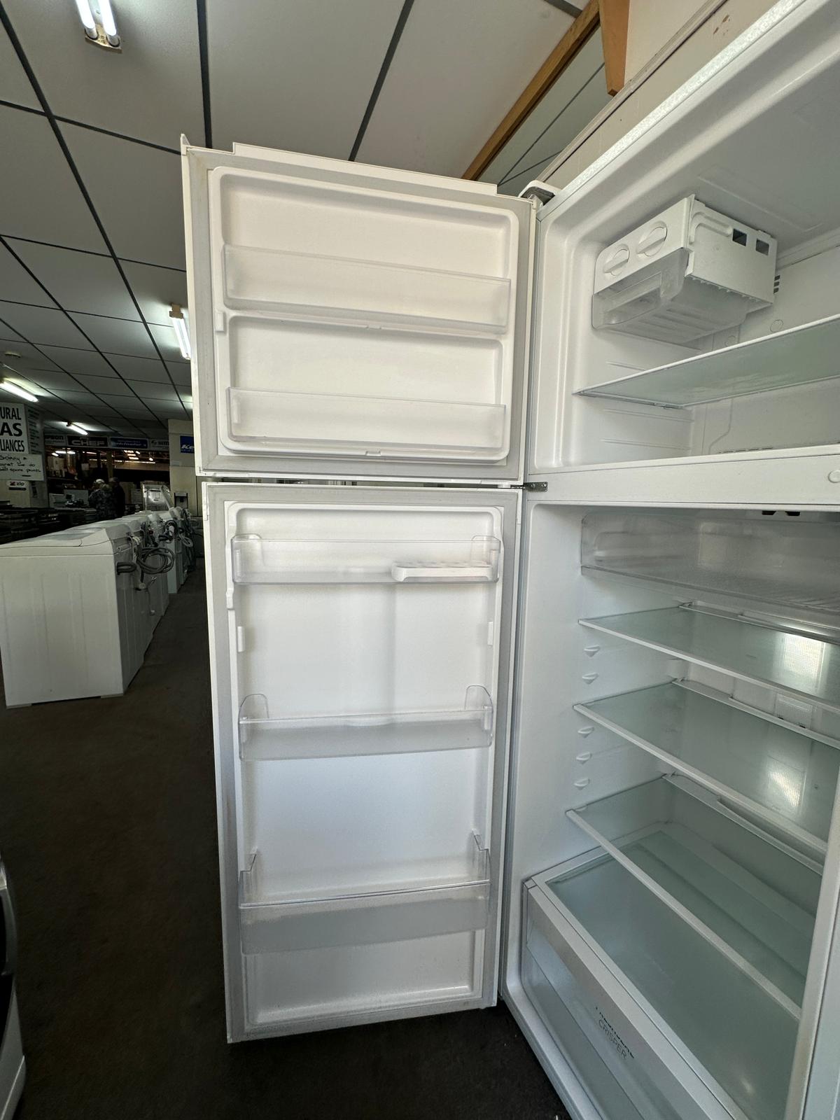 Westinghouse Top Mount Fridge Freezer WTB3400WK 369L (33064)