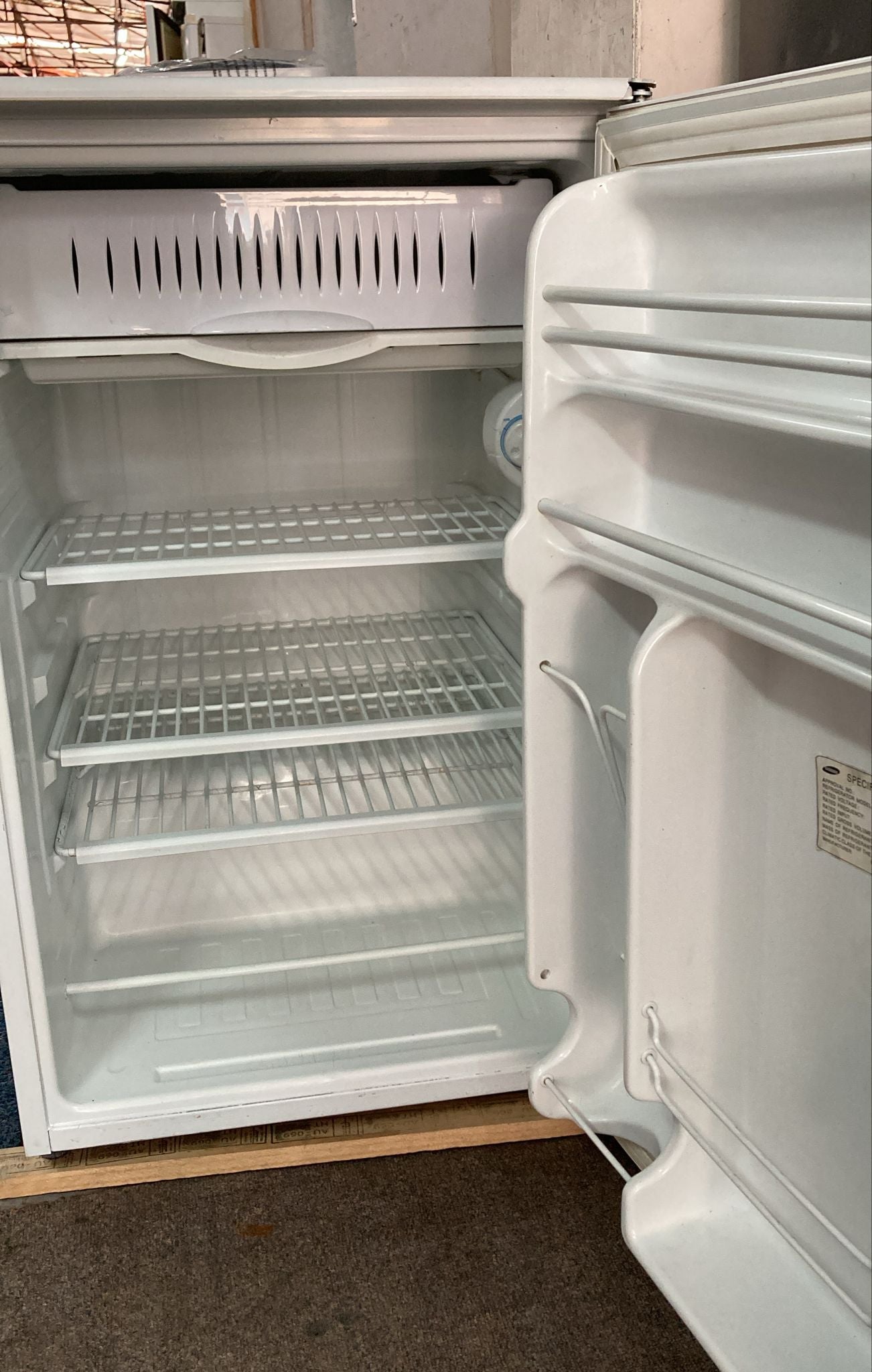 Samsung Bar Fridge 148L, SRG148 (33099)