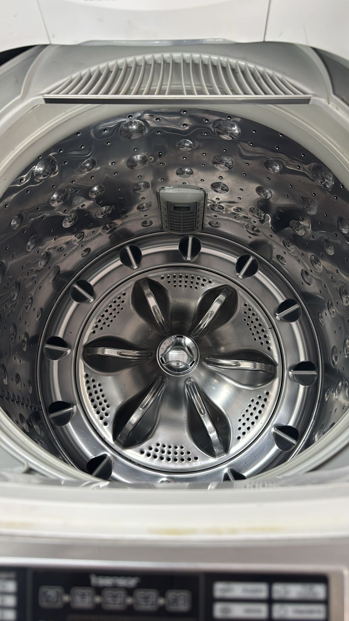 LG Top Loader Washing Machine 8kg WTH800 (33217)