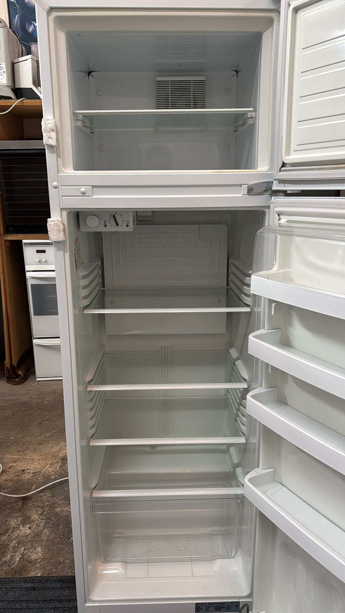 Fisher & Paykel Top Mount Fridge Freezer 248L E249T (33377)