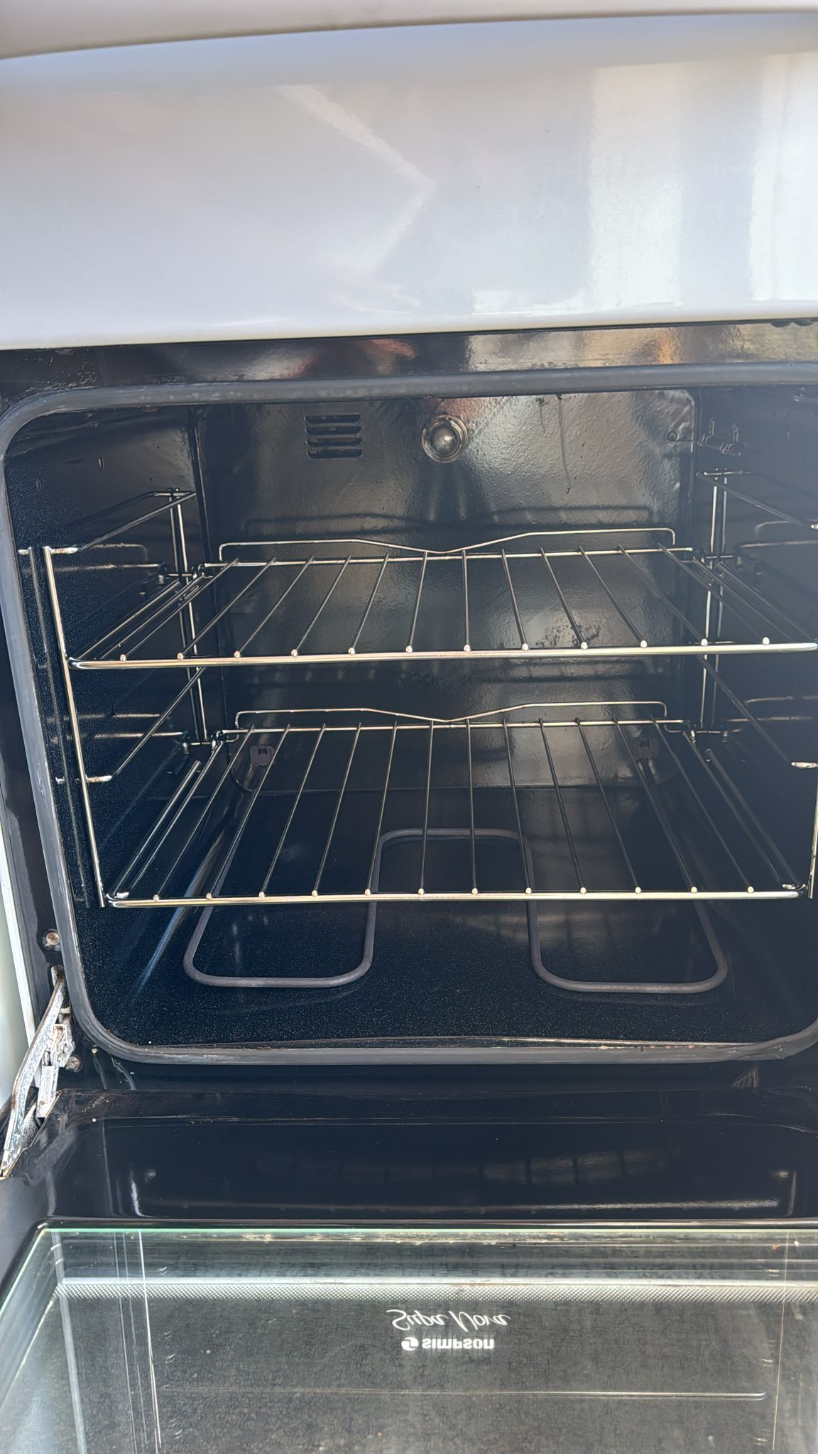 Simpson 54cm Freestanding Electric Stove (33332)