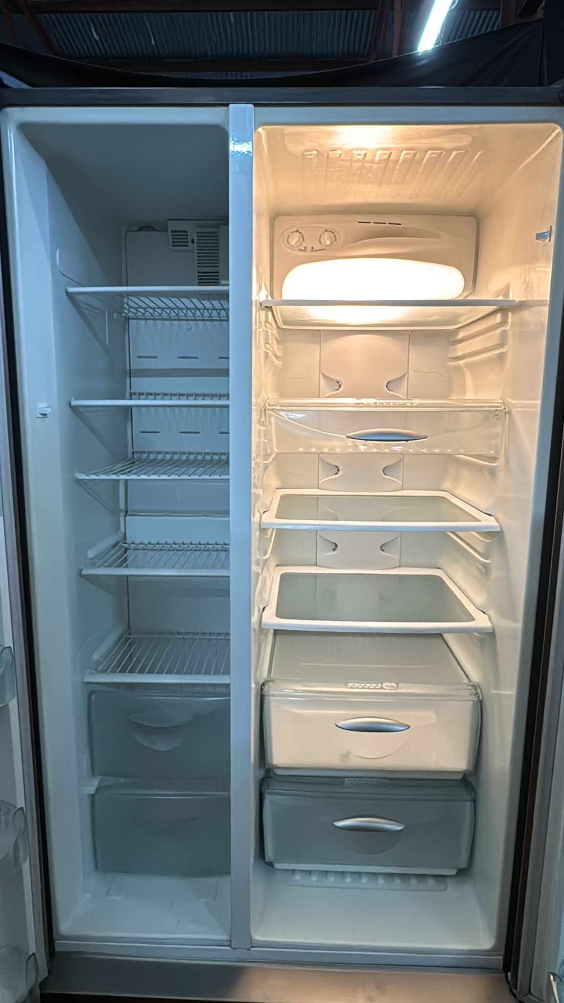 Westinghouse Side by Side Fridge Freezer 660L RS663V*7 (33394)