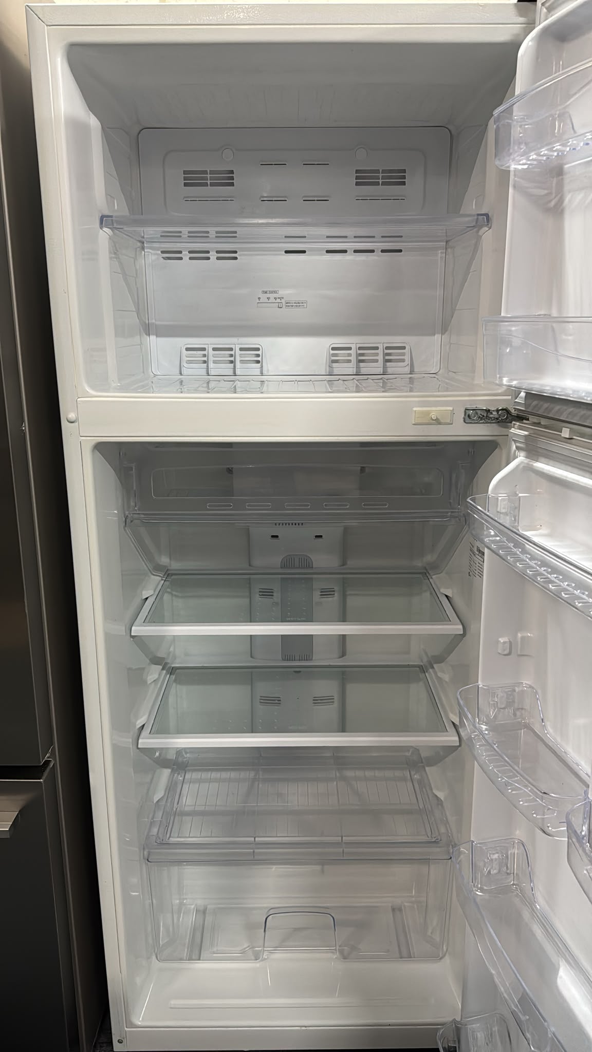 Daewoo Top Mount Fridge Freezer 353L FR360 (33519)