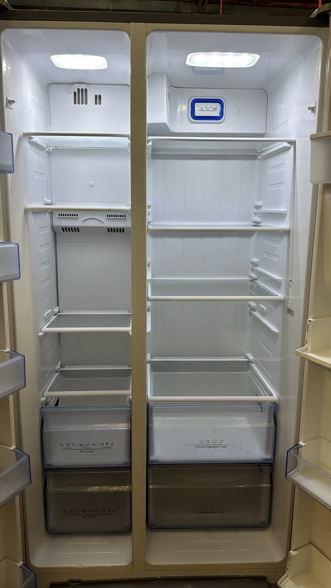 Hisense Side by Side Door Fridge Freezer 610L HR6SBSFF610 (33530)