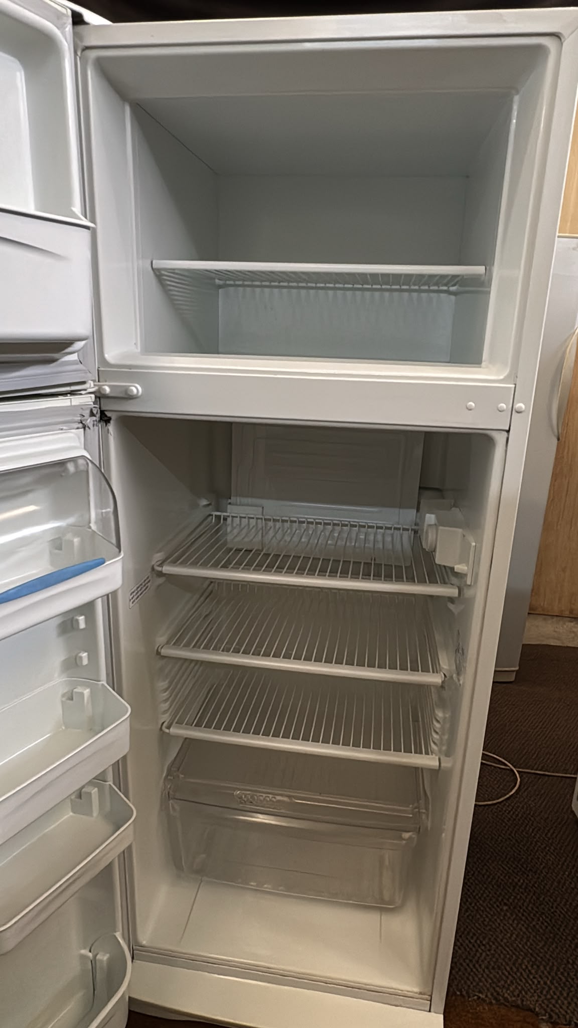 Kelvinator Top Mount Fridge Freezer C410FL 410L (33751)